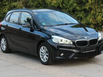 Gebraucht BMW 218 Active Tourer Advantage 136 PS (100 kW) 2018 Schwarz Van / Kleinbus