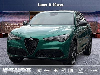 Grün Neu 2025 Alfa Romeo Stelvio Premium SUV | 70.900 € (Teuer)
