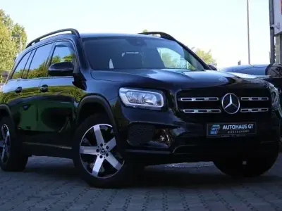Second-hand Mercedes GLB200 Night 150 CP (110 kW) 2021 Negru SUV