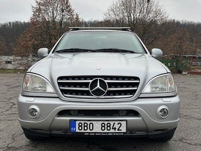 Silber Gebraucht 2000 Mercedes ML55 AMG AMG SUV | 8.500 €