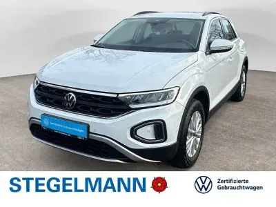Second-hand VW T-Roc Life 150 CP (110 kW) 2022 Alb SUV