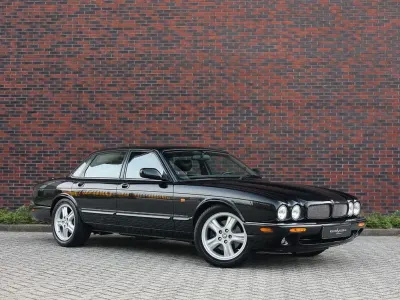 Gebraucht Jaguar XJR 364 PS (267 kW) 1999 Schwarz Limousine