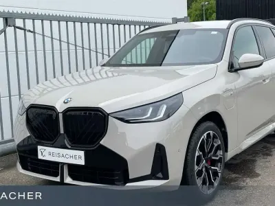 Neu BMW X3 M Sport 299 PS (219 kW) 2026 Dune grey metallic SUV