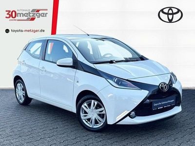 Usata Toyota Aygo X-play 69 CV (50 kW) 2017 Bianco Utilitaria