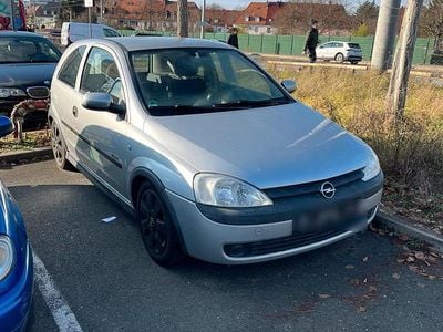 Gebraucht Opel Corsa 75 PS (55 kW) 2004 Silber Kleinwagen