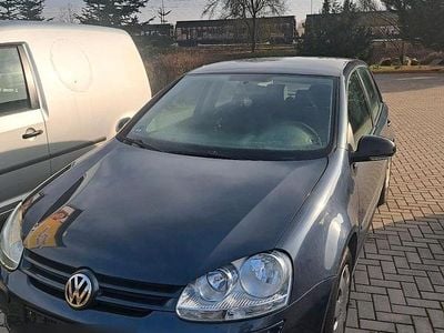 Schwarz Gebraucht 2005 VW Golf V Kleinwagen | 1.100 € (Guter Preis)