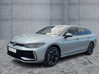 Neu VW Passat R-line 272 PS (200 kW) 2025 Silber Limousine