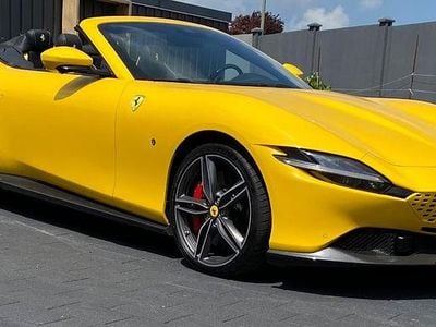 Gelb Gebraucht 2024 Ferrari Roma Cabrio | 269.999 € (Superpreis)
