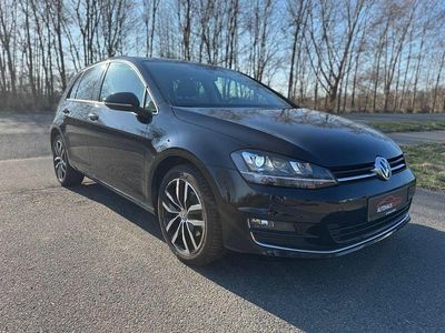 Gebraucht VW Golf VII Highline 122 PS (89 kW) 2014 Schwarz Limousine