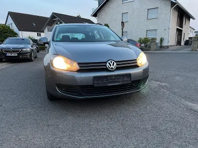 Gebraucht VW Golf VI 105 PS (77 kW) 2012 Grau Kombi