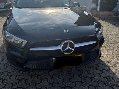 Schwarz Gebraucht 2022 Mercedes A250 Advanced Limousine | 23.300 € (Guter Preis)