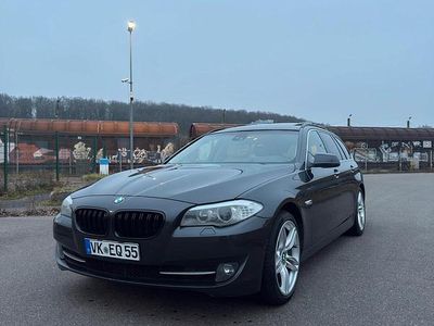Gebraucht BMW 525 204 PS (150 kW) 2011 Schwarz Kombi