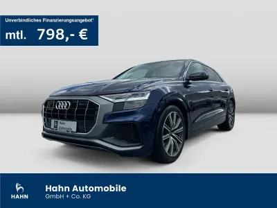 Gebraucht Audi Q8 S-Line 381 PS (280 kW) 2023 Navarrablau metallic SUV