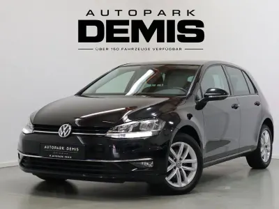 Gebraucht VW Golf VII Comfortline 116 PS (85 kW) 2017 Schwarz Limousine