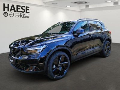 Neu Volvo XC40 Plus 163 PS (119 kW) 2026 Schwarz SUV