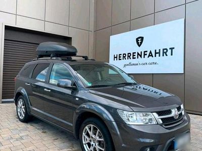 Gebraucht Fiat Freemont 170 PS (125 kW) 2015 Grau SUV