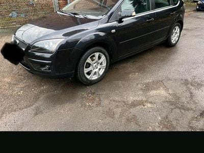 Usata Ford Focus Titanium 116 CV (85 kW) 2007 Nero Berlina