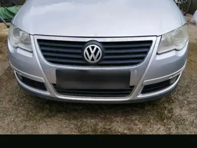 Usata VW Passat 105 CV (77 kW) 2008 Argento Station wagon
