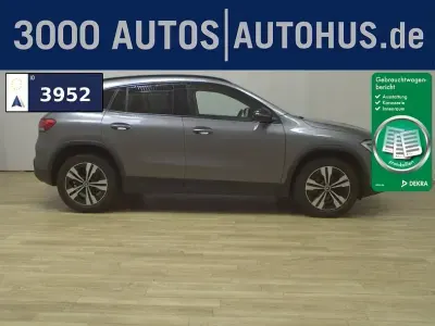 Gebraucht Mercedes GLA200 Progressive 150 PS (110 kW) 2023 Grau SUV