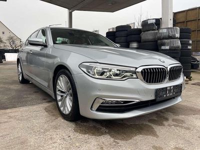 Gebraucht BMW 520 Luxury Line 190 PS (139 kW) 2017 Glaciersilber metallic Limousine