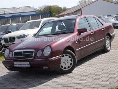 Mercedes E200