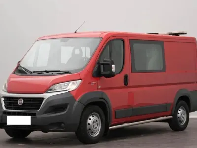 Gebraucht Fiat Ducato 130 PS (95 kW) 2016 Rot Van