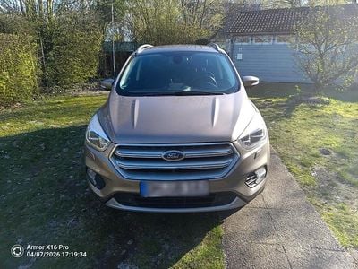 Second-hand Ford Kuga Cool & Connect 150 CP (110 kW) 2019 Bej SUV