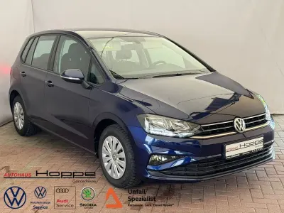 Gebraucht VW Golf VII Trendline 116 PS (85 kW) 2019 Atlantik blue metallic Limousine