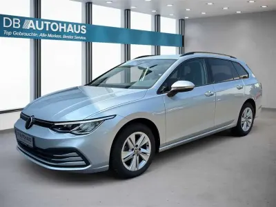 Gebraucht VW Golf VIII Life 116 PS (85 kW) 2023 Silber Kombi