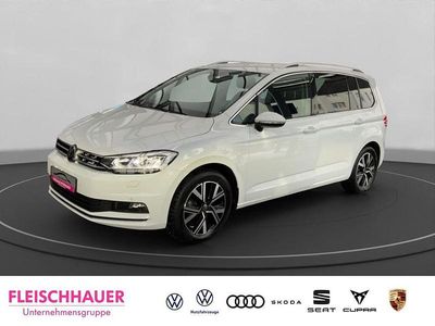 Weiss Gebraucht 2016 VW Touran Highline Van / Kleinbus | 33.980 €