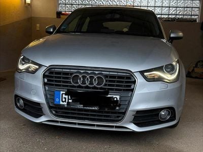 Gebraucht Audi A1 Sportback Attraction 122 PS (89 kW) 2013 Silber Kleinwagen