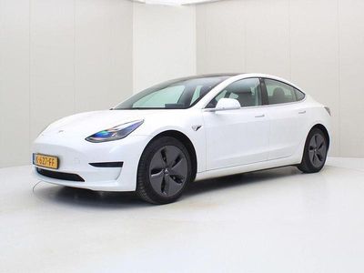 Gebraucht Tesla Model 3 Standard Range 225 kW (306 PS) 2020 Weiß Limousine