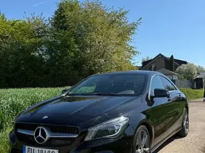 Brugt Mercedes CLA200 156 HK (114 kW) 2014 Sort Sedan