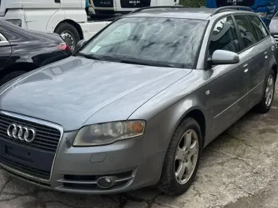 Gebraucht Audi A4 163 PS (119 kW) 2004 Grau Kombi