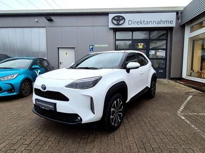 Gebraucht Toyota Yaris Hybrid Team 92 PS (67 kW) 2024 Weiß Kleinwagen