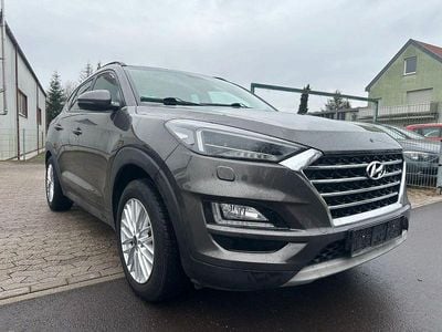 Gold Gebraucht 2018 Hyundai Tucson SUV | 16.390 € (Fairer Preis)
