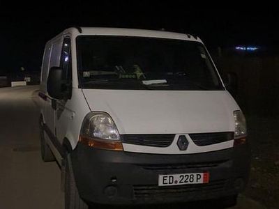Weiß Gebraucht 2011 Renault Master Van / Kleinbus | 5.500 €