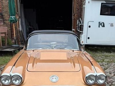 Gold Gebraucht 1958 Corvette C1 Cabrio | 70.000 €