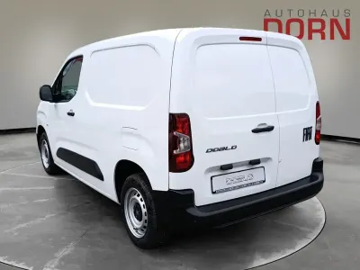Neu Fiat Doblò Easy 110 PS (80 kW) 2026 Van / Kleinbus