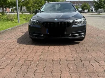 Gebraucht BMW 530 258 PS (189 kW) 2015 Grau Kombi