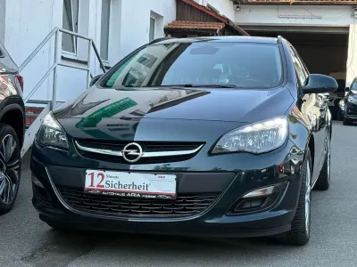 Gebraucht Opel Astra Energy 136 PS (100 kW) 2014 Grün Kombi