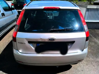 Gebraucht Ford Fiesta 67 PS (49 kW) 2005 Kleinwagen