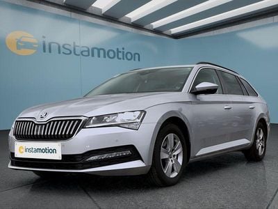 Silber Gebraucht 2022 Skoda Superb Kombi | 21.399 € (Superpreis)