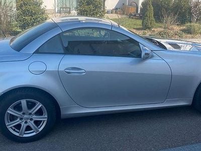 Gebraucht Mercedes SLK200 184 PS (135 kW) 2010 Silber Cabrio