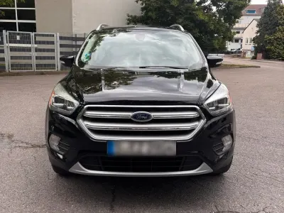 Gebraucht Ford Kuga 179 PS (131 kW) 2017 Schwarz SUV
