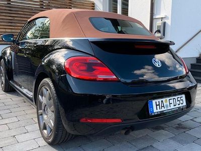 Gebraucht VW Beetle Karmann 105 PS (77 kW) 2016 Schwarz Kleinwagen