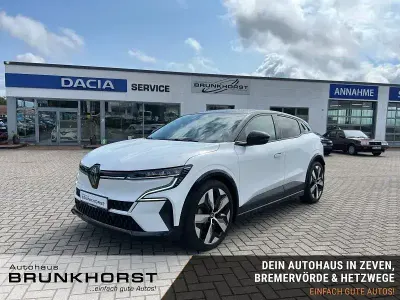 Gebraucht Renault Megane E-Tech Techno 161 kW (220 PS) 2023 Arktisweiß+blackpearlschwa Limousine