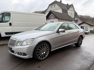 Usata Mercedes E220 170 CV (125 kW) 2009 Argento Berlina