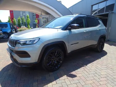 Gebraucht Jeep Compass 131 PS (96 kW) 2022 Blau SUV