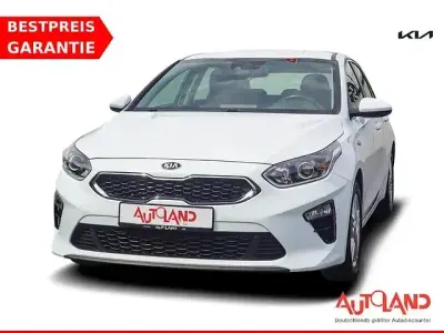 Gebraucht Kia Ceed Edition 7 120 PS (88 kW) 2020 Cararraweiss Kleinwagen